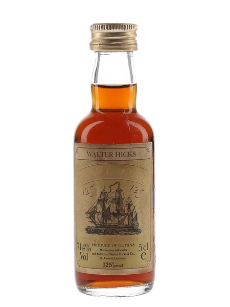 Walter Hicks Navy Rum Bottled 1970s 5cl / 71.4%