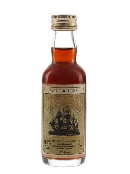 Walter Hicks Navy Rum Bottled 1970s 5cl / 71.4%