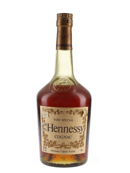 Hennessy 3 Star VS Bottled 1980s 68cl / 40%