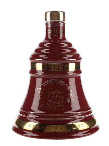 Bell's Christmas 1999 8 Year Old Ceramic Decanter  70cl / 40%