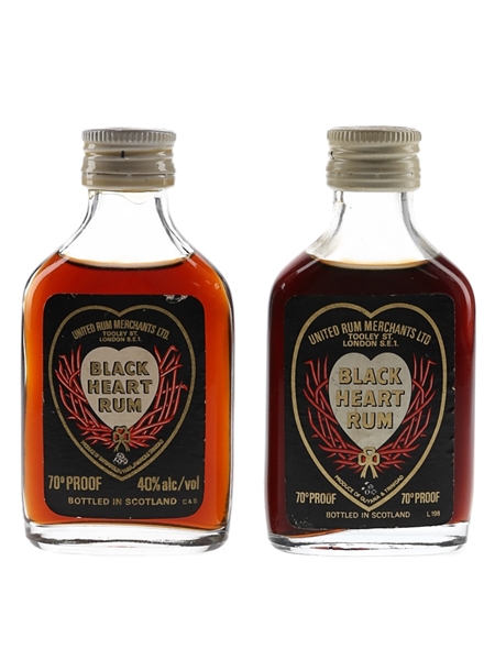 Black Heart Rum Bottled 1970s - United Rum Merchants 2 x 5cl / 40%