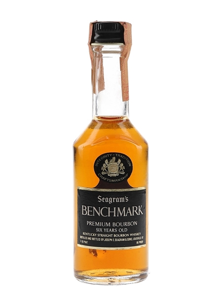Benchmark Premium 6 Year Old Bourbon Bottled 1970s - Seagram 4.7cl / 43%