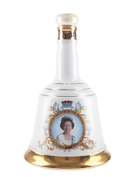 Bell's Ceramic Decanter Queen Elizabeth II 60th Birthday 75cl / 43%