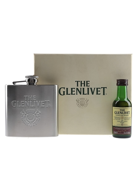 Glenlivet 15 Year Old Miniature & Hip Flask Set  5cl / 40%