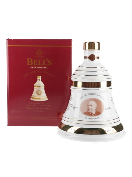 Bell's Christmas 2000 Ceramic Decanter Cherrybank Centre 70cl / 40%