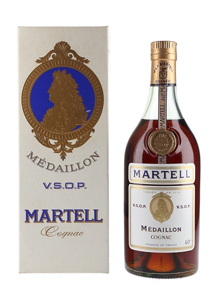 2本セット Martell Medaillon & King of Scots Martell VSOP Medaillon Cognac Gift Pack with 2 Glasses