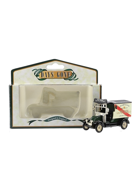 Champagne GH Mumm & Cie Renault Van Lledo Collectibles - The Bygone Days Of Road Transport 7cm x 4cm x 3cm