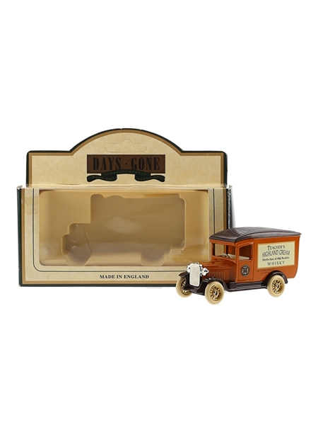 Teacher's Highland Cream 1928 Chevrolet Van Lledo Collectibles - Days Gone 7.5cm x 4.5cm