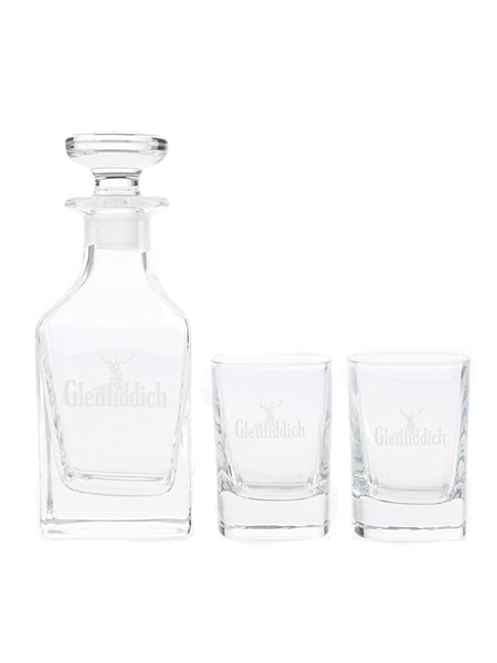 Glenfiddich Crystal Decanter & Whisky Glasses  14.5cm Tall & 6cm Tall