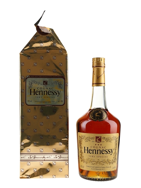 Hennessy 3 Star VS Bottled 1980s 68cl / 40%