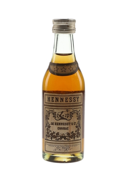 Hennessy 3 Star Bottled 1970s 5cl / 40%