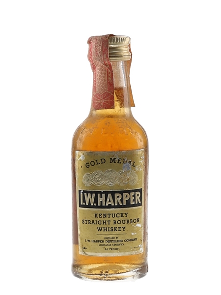 IW Harper 4 Year Old Bottled 1970s 5cl / 43%