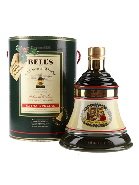 Bell's Christmas 1988 Ceramic Decanter We Wish You A Merry Christmas 75cl / 43%