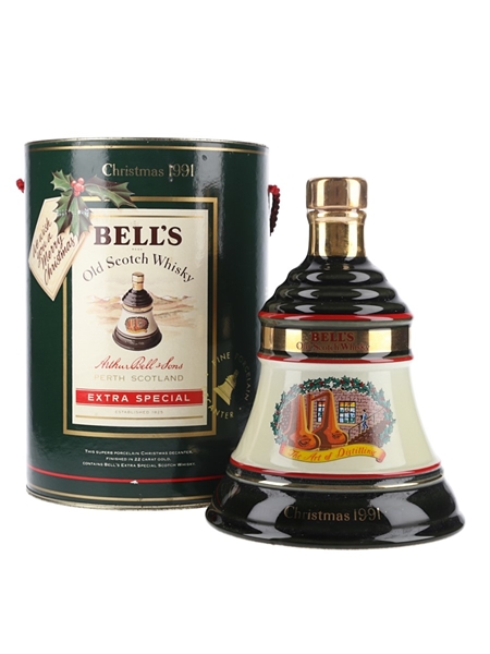 Bell's Christmas 1991 Ceramic Decanter The Art Of Distilling 70cl / 40%