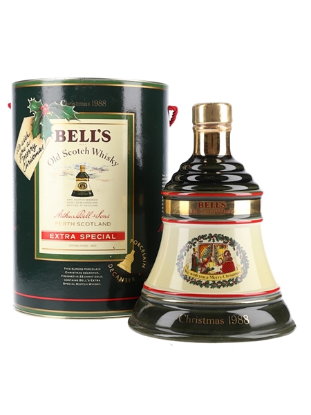 Bell's Christmas 1988 Ceramic Decanter We Wish You A Merry Christmas 75cl / 43%