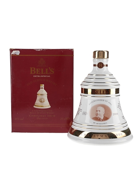 Bell's Christmas 2000 Ceramic Decanter Cherrybank Centre 70cl / 40%