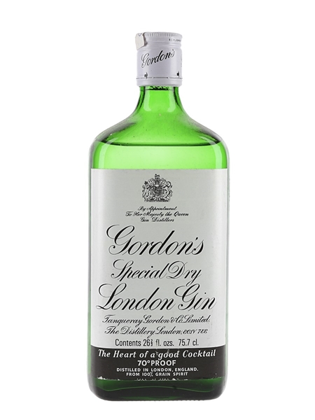 Gordon's Special Dry London Gin Bottled 1970s 75.7cl / 40%