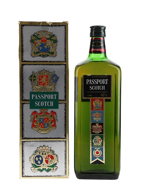 Passport Scotch Bottled 1970s 100cl / 43%