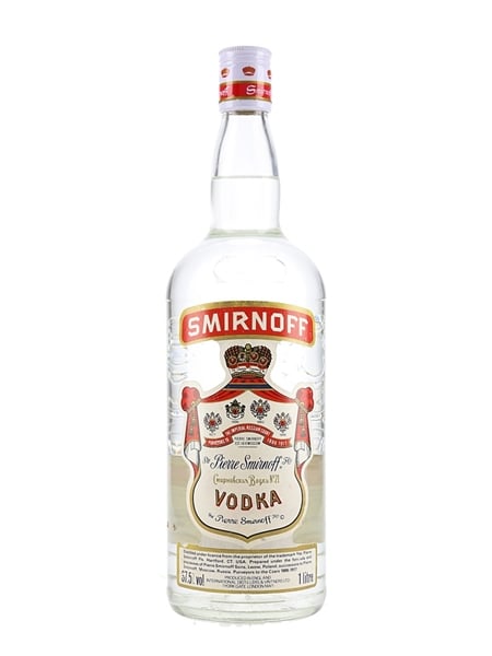 Smirnoff Red Label Bottled 1980s - International Distillers & Vintners Ltd 100cl / 37.5%