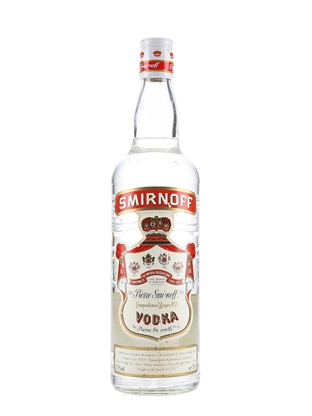 Smirnoff Red Label Bottled 1980s - International Distillers & Vintners Ltd 75cl / 37.5%