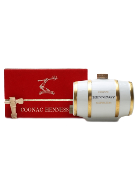 ブランデー Hennessy Limoges Porcelains Barrel Hennessy Napoleon - Lot 18707 - Buy/Sell Cognac Online