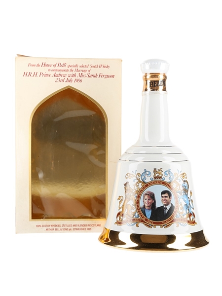 Bell's Ceramic Decanter Royal Wedding 1986 - Prince Andrew & Sarah Ferguson 75cl / 43%