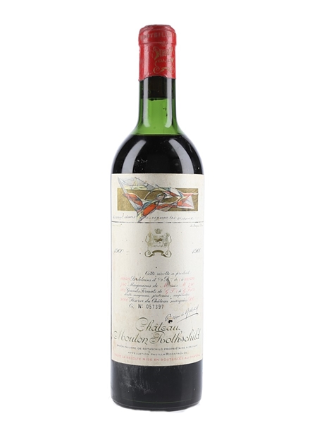 1960 Chateau Mouton Rothschild Pauillac - Premier Grand Cru Classe 75cl