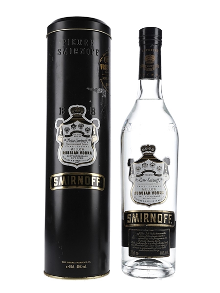 Smirnoff Imported Russian Vodka Bottled 1990s - International Distillers & Vintners 70cl / 40%