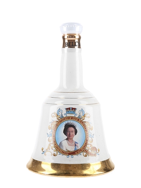 Bell's Ceramic Decanter Queen Elizabeth II 60th Birthday 75cl / 43%