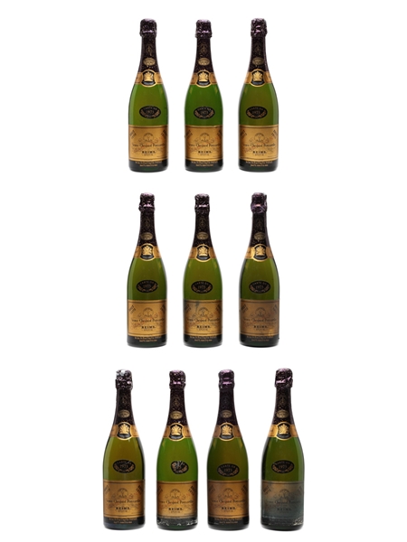 1973 Veuve Clicquot Ponsardin Carte Or Champagne 10 x 77cl / 12%