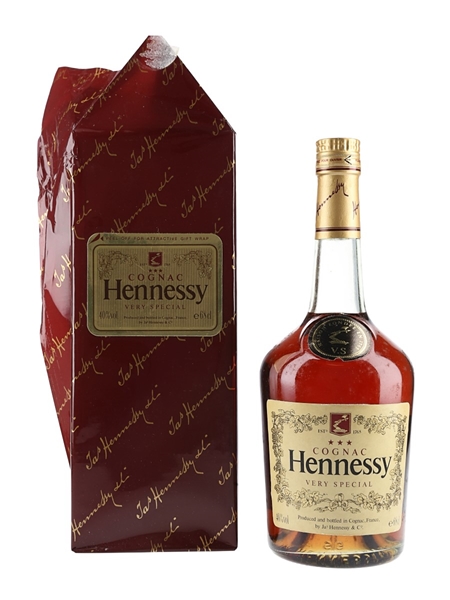 Hennessy 3 Star VS Bottled 1980s 68cl / 40%