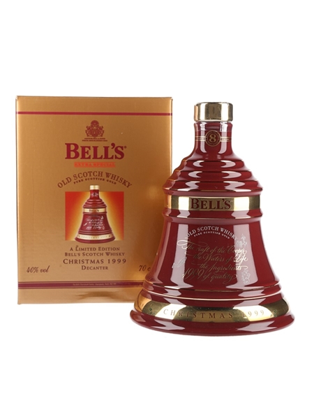 Bell's Christmas 1999 8 Year Old Ceramic Decanter  70cl / 40%