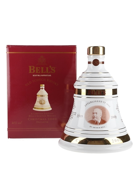 Bell's Christmas 2000 Ceramic Decanter Cherrybank Centre 70cl / 40%