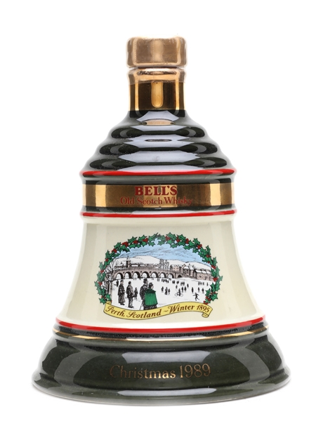 Bell's Decanter Christmas 1989 Ceramic Decanter 75cl / 43%