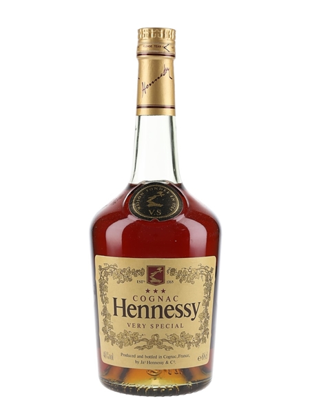 Hennessy 3 Star VS Bottled 1980s 68cl / 40%