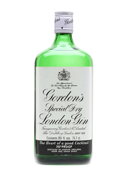 Gordon's Special Dry London Gin Bottled 1970s 75.7cl / 40%