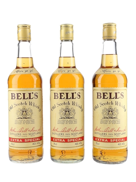 Bell's Extra Special Bottled 1980s 3 x 75cl / 40%