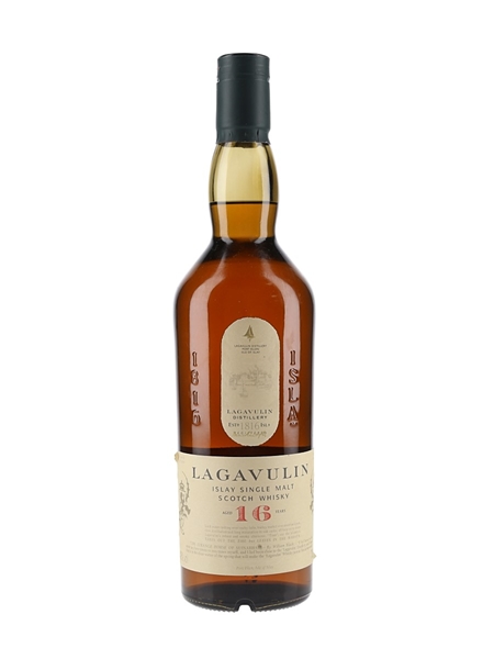 Lagavulin 16 Year Old  70cl / 43%