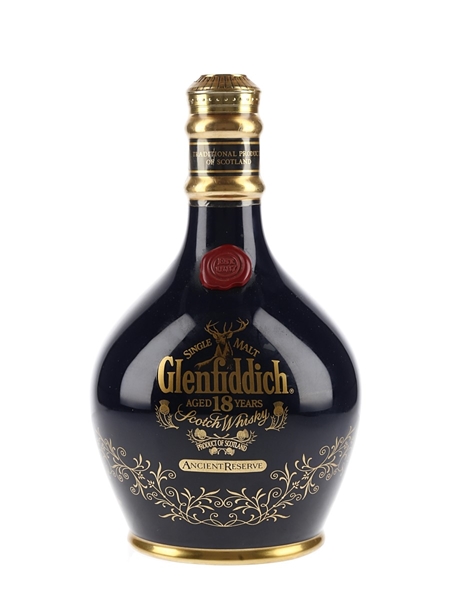 Glenfiddich 18 Year Old Ancient Reserve Bottled 1990s - Blue Ceramic Decanter 70cl / 43%