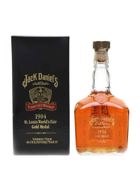 Jack Daniel's 1904 Gold Medal Signed By Jim Bedford, Master Distiller 75cl / 45%