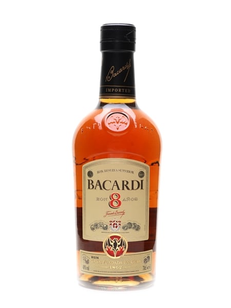 Bacardi 8 Year Old Old Presentation 70cl / 40%