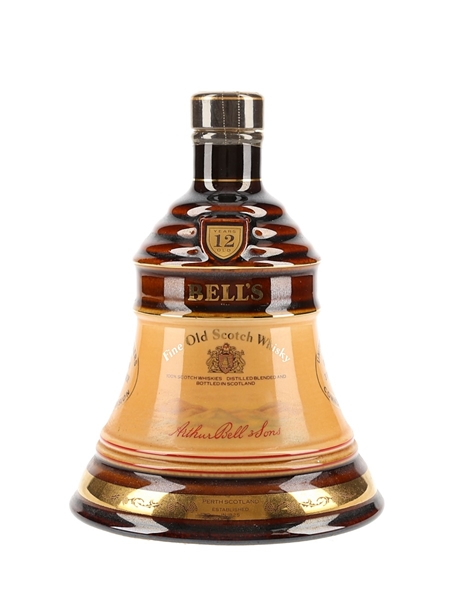 Bell's 12 Year Old Ceramic Decanter Bottled 1980s 75cl / 43%