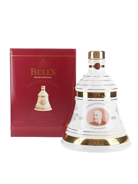 Bell's Christmas 2000 Ceramic Decanter Cherrybank Centre 70cl / 40%