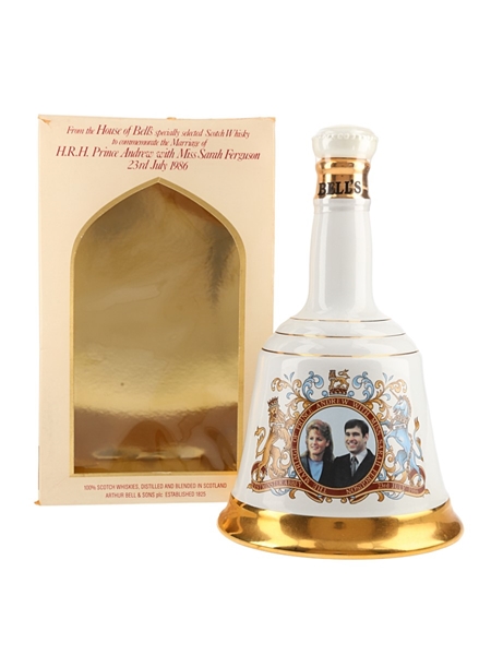 Bell's Ceramic Decanter Royal Wedding 1986 - Prince Andrew & Sarah Ferguson 75cl / 43%