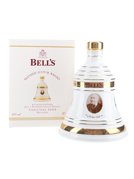 Bell's Christmas 2009 Ceramic Decanter Arthur Bell 70cl / 40%