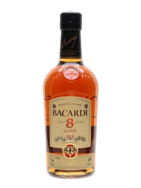 Bacardi 8 Year Old Old Presentation 70cl / 40%