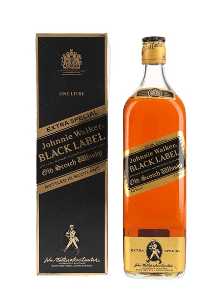 Johnnie Walker Black Label Extra Special Bottled 1980s 100cl / 43%