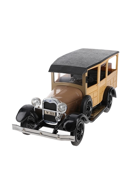 Jim Beam 100 Month Old 1929 Model A Ford "Woodie" Decanter Bottled 1980s - Beam Regal China Decanters 75cl / 40%