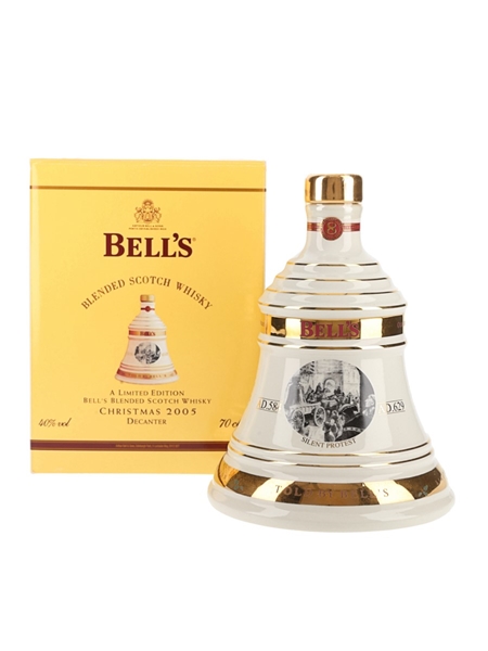 Bell's Christmas 2005 Ceramic Decanter Silent Protest 70cl / 40%