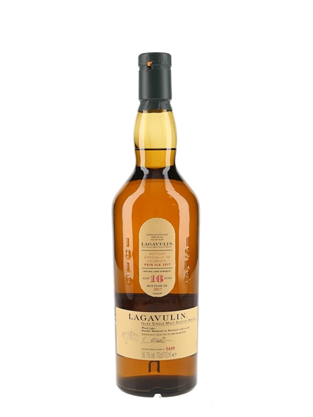Lagavulin 16 Year Old Feis Ile 2017 - Signed by Iain McArthur 70cl / 56.1%